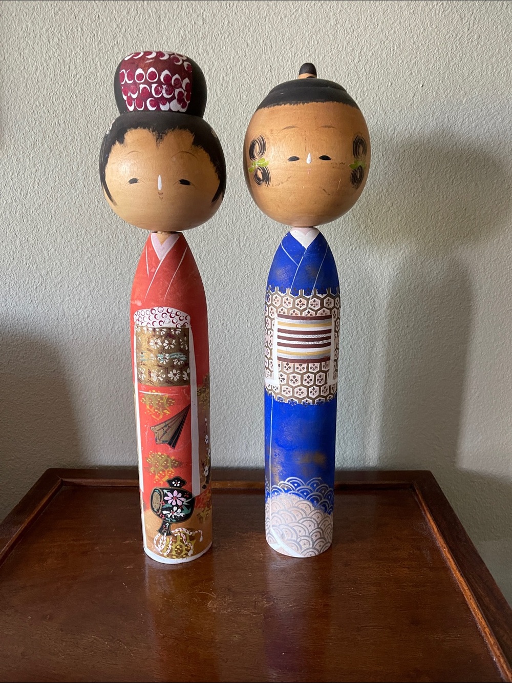 Rare Vintage 18” Hand-Painted solid wood Japanese Kokeshi Doll Pair